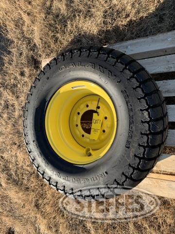33x15.50-16.5 tire